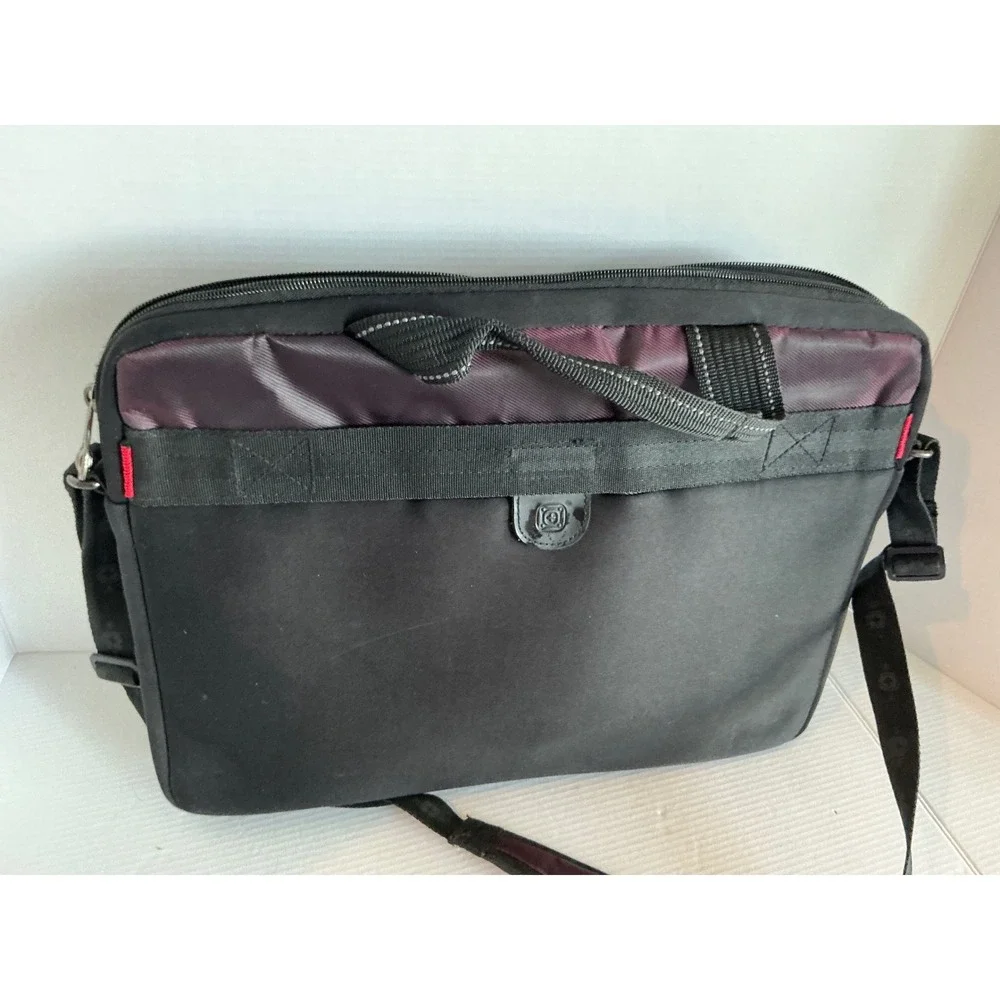 SwissGear Laptop Messenger Bag Black Burgundy Padded Shoulder Strap Office Travl
